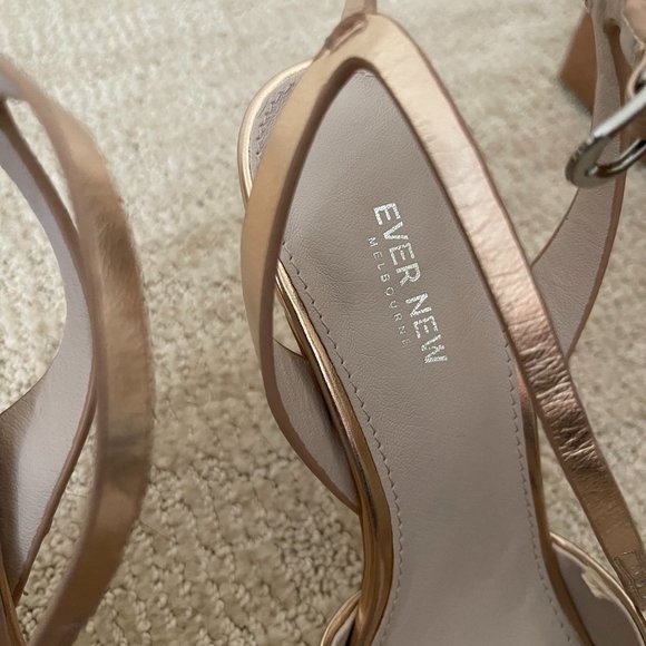 Ever New Gold High Heels Size 8 - Picture 2 of 6